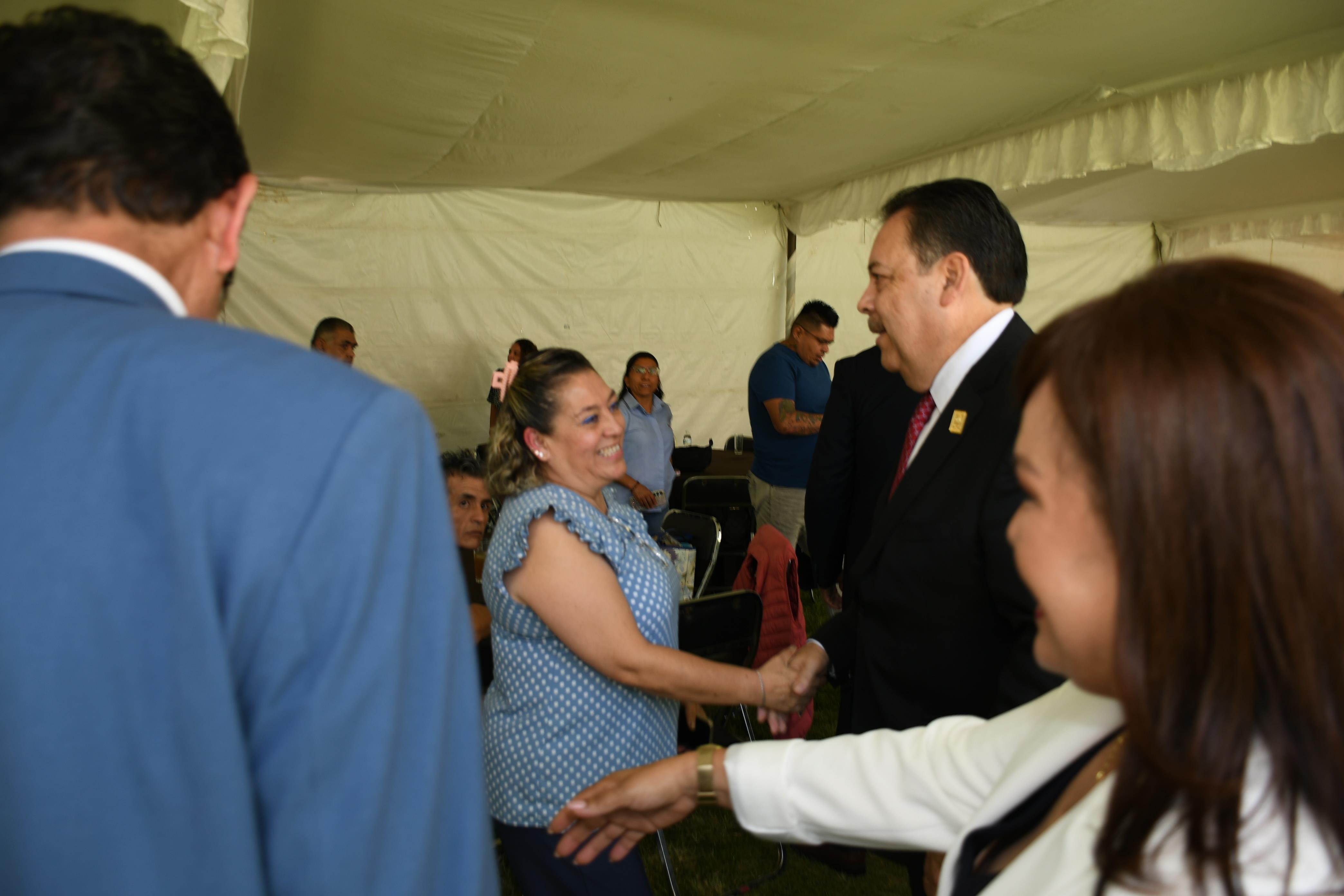 Acompañando a la Secretaria General Electa de la Sección II, María del Pilar García Morales